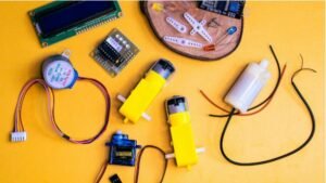 How the Main Components of a Robot Work Together