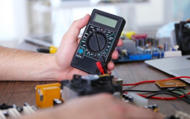 Best Multimeter for Electronics Beginners - 7 Top Picks