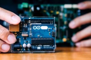 USB Logic Analyzer Review for Debugging Hardware Signals - Find the Fault Faster