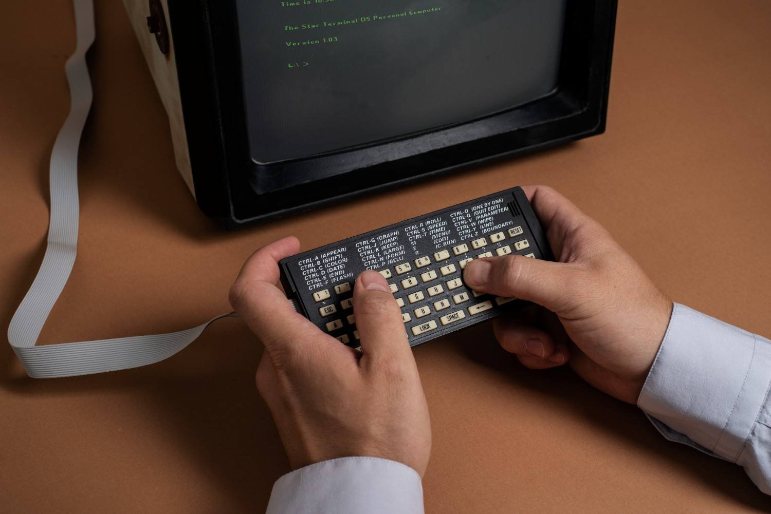 How Does State Change Detection Reset the Debounce Timer