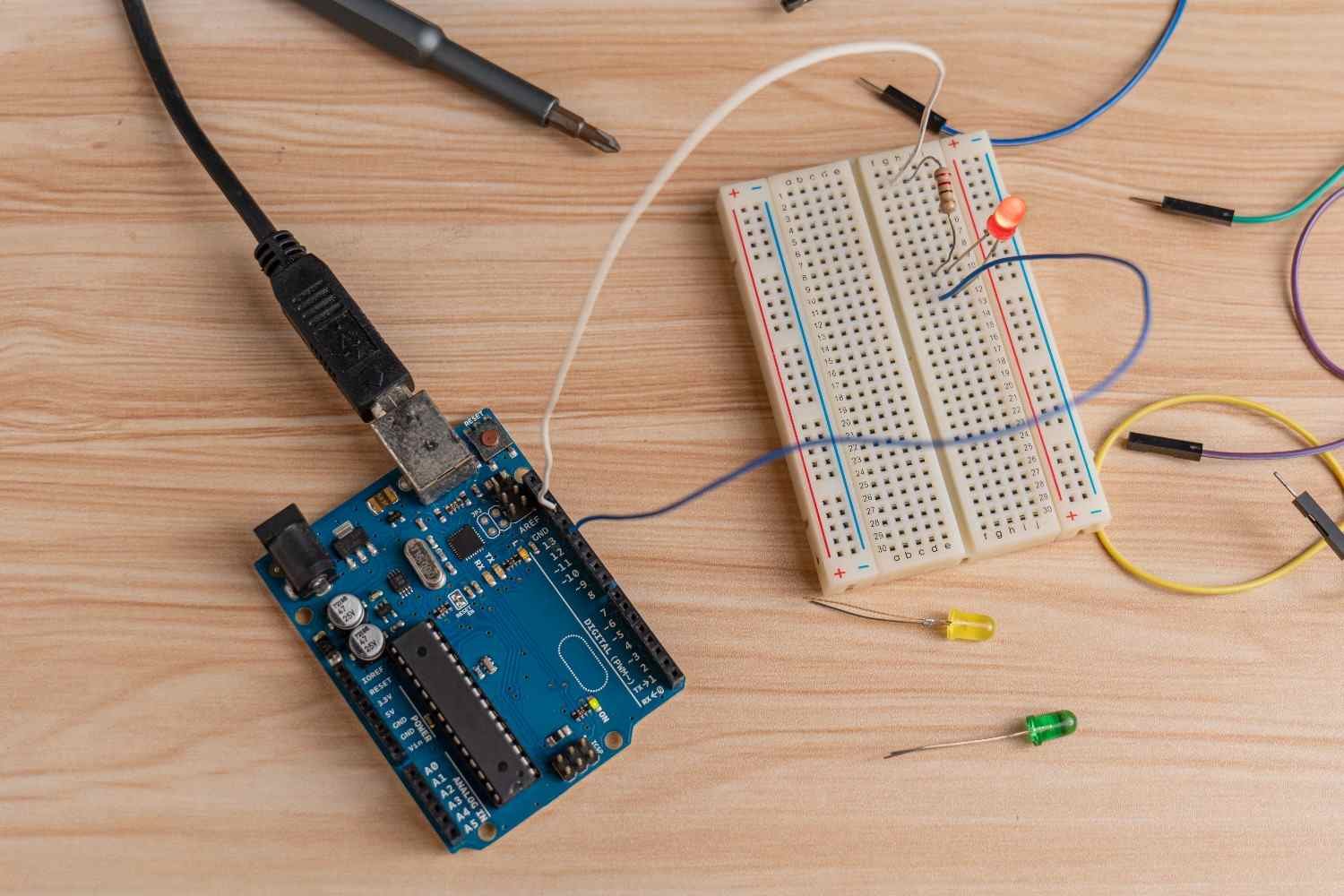 How Are Breadboard Rows A–E and F–J Connected