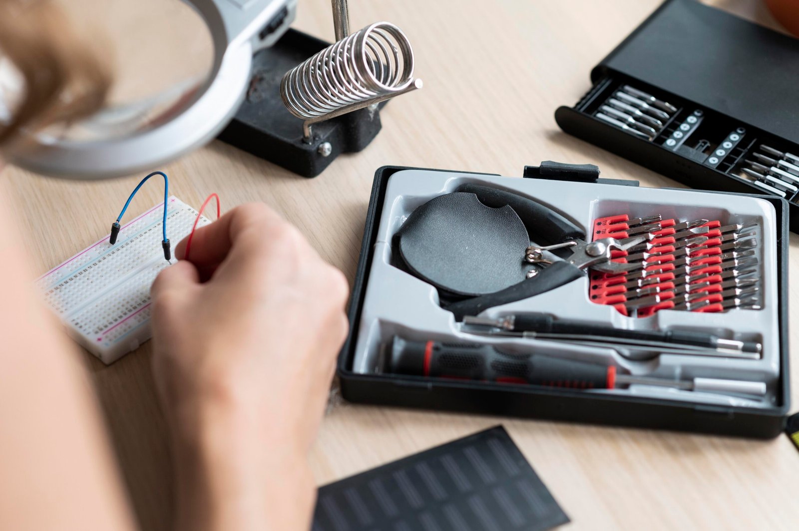 What Are the Most Common LED Resistor Mistakes